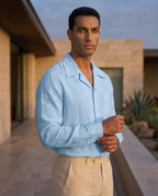 Cuban Linen Shirt in sky blue — side view on model